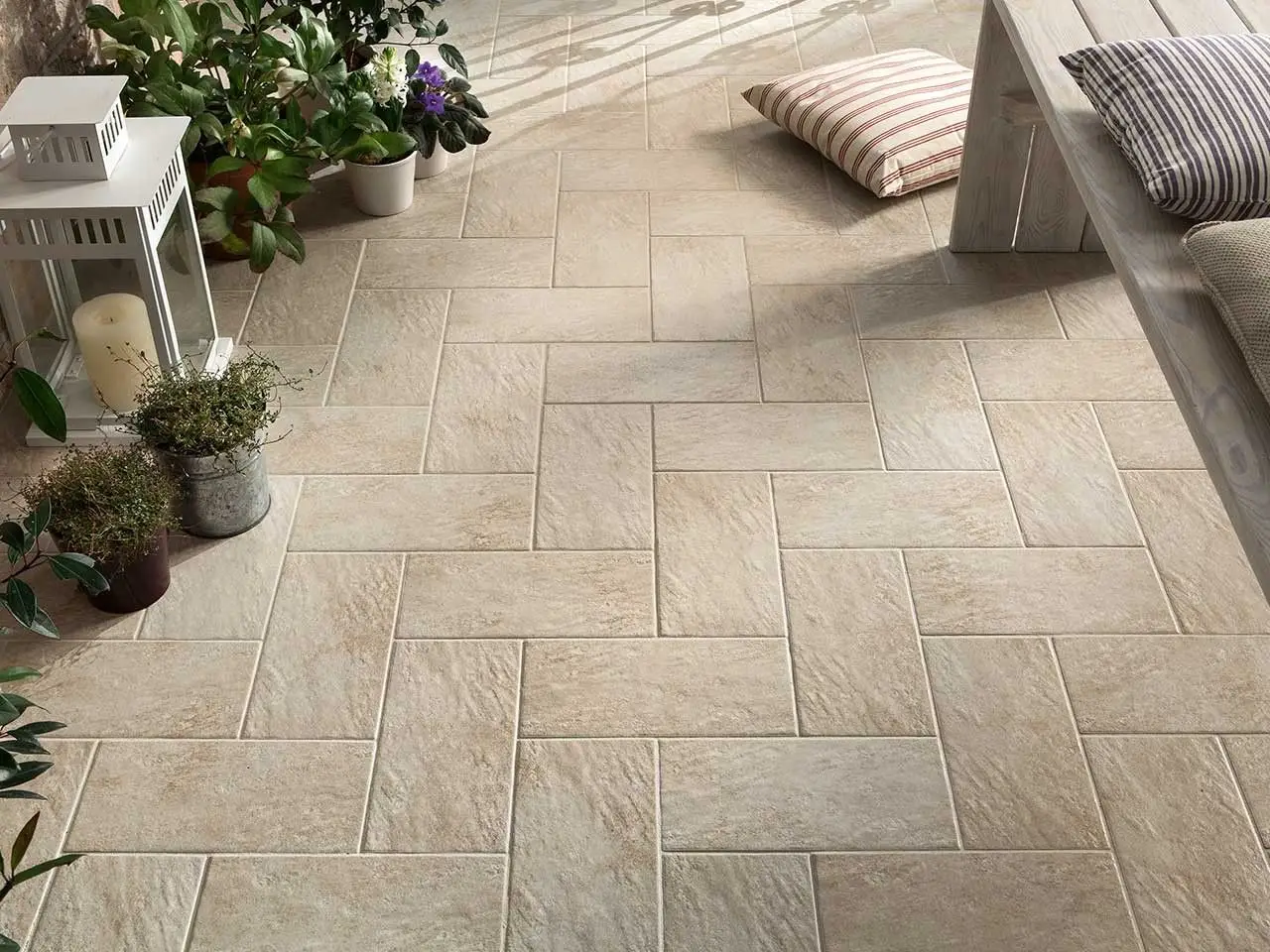 Vuoi pavimenti freschi anche nei giorni più caldi? Ecco il metodo naturale suggerito dagli esperti per giugno Vuoi pavimenti freschi anche nei giorni più caldi? Ecco il metodo naturale suggerito dagli esperti per giugno