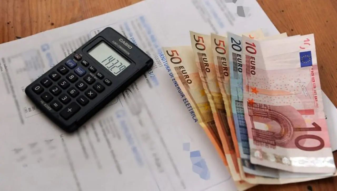 Bonus bollette luce e gas giugno 2025: guida ai requisiti per ottenere subito il rimborso Bonus bollette luce e gas giugno 2025: guida ai requisiti per ottenere subito il rimborso