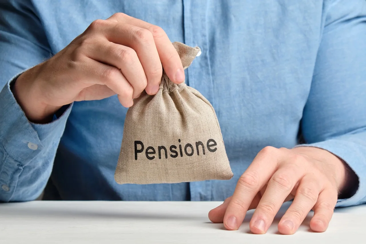 Come ottenere la pensione minima 2025 con soli 15 anni di contributi: la guida dell’INPS aggiornata Come ottenere la pensione minima 2025 con soli 15 anni di contributi: la guida dell’INPS aggiornata
