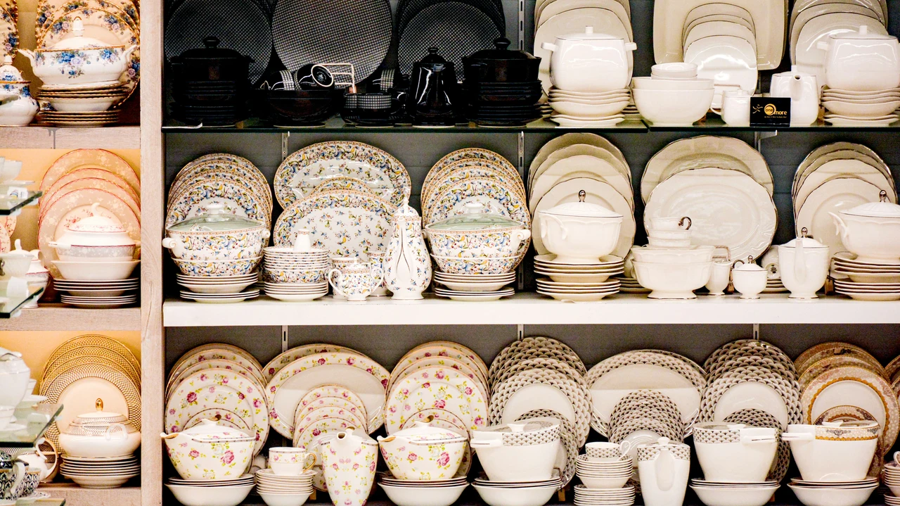 Le tre ceramiche italiane storiche che valgono una fortuna nel 2025 secondo gli antiquari Le tre ceramiche italiane storiche che valgono una fortuna nel 2025 secondo gli antiquari