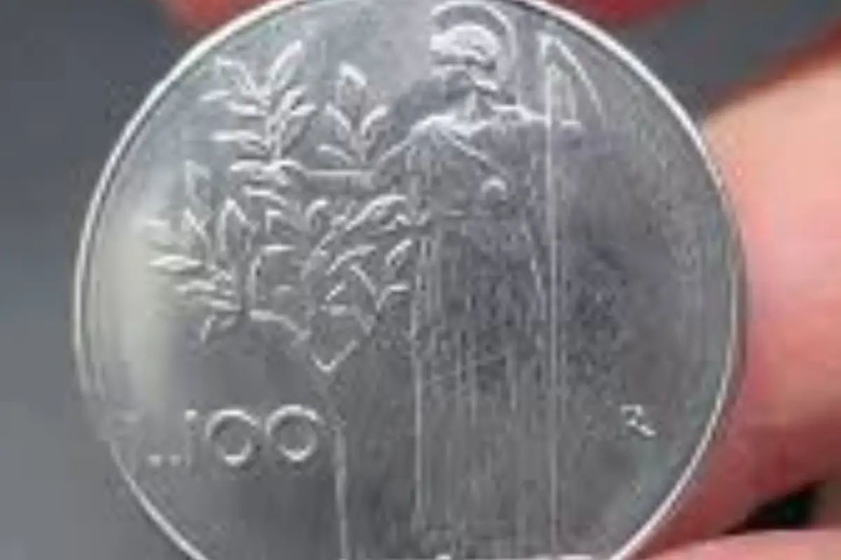 Le cinque monete italiane da 100 lire che oggi possono valere fino a 3000 euro Le cinque monete italiane da 100 lire che oggi possono valere fino a 3000 euro