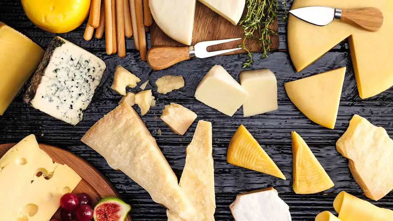 Scopri perché alcuni formaggi freschi accentuano le infiammazioni articolari Scopri perché alcuni formaggi freschi accentuano le infiammazioni articolari