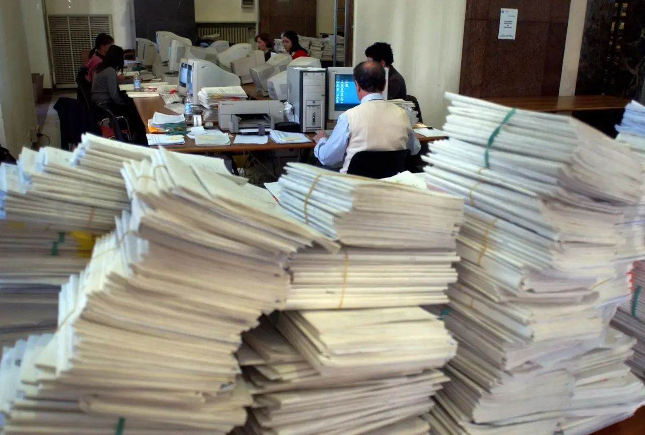 Documenti da conservare a giugno: i 5 essenziali per non perdere i bonus fiscali Documenti da conservare a giugno: i 5 essenziali per non perdere i bonus fiscali