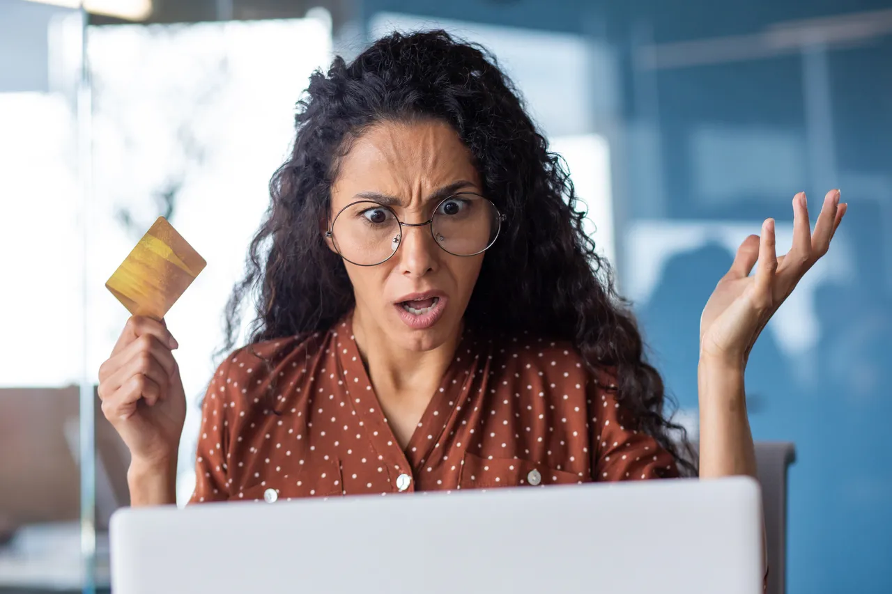 Come riconoscere una carta regalo manomessa: i 3 segnali secondo gli esperti da controllare ora Come riconoscere una carta regalo manomessa: i 3 segnali secondo gli esperti da controllare ora