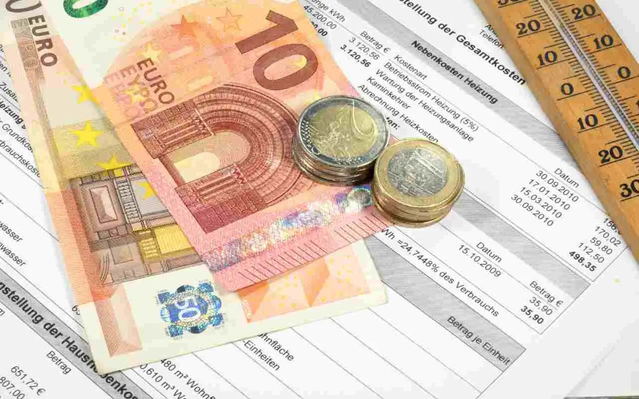 Come evitare il blocco del conto corrente a giugno: i 5 documenti da controllare subito Come evitare il blocco del conto corrente a giugno: i 5 documenti da controllare subito