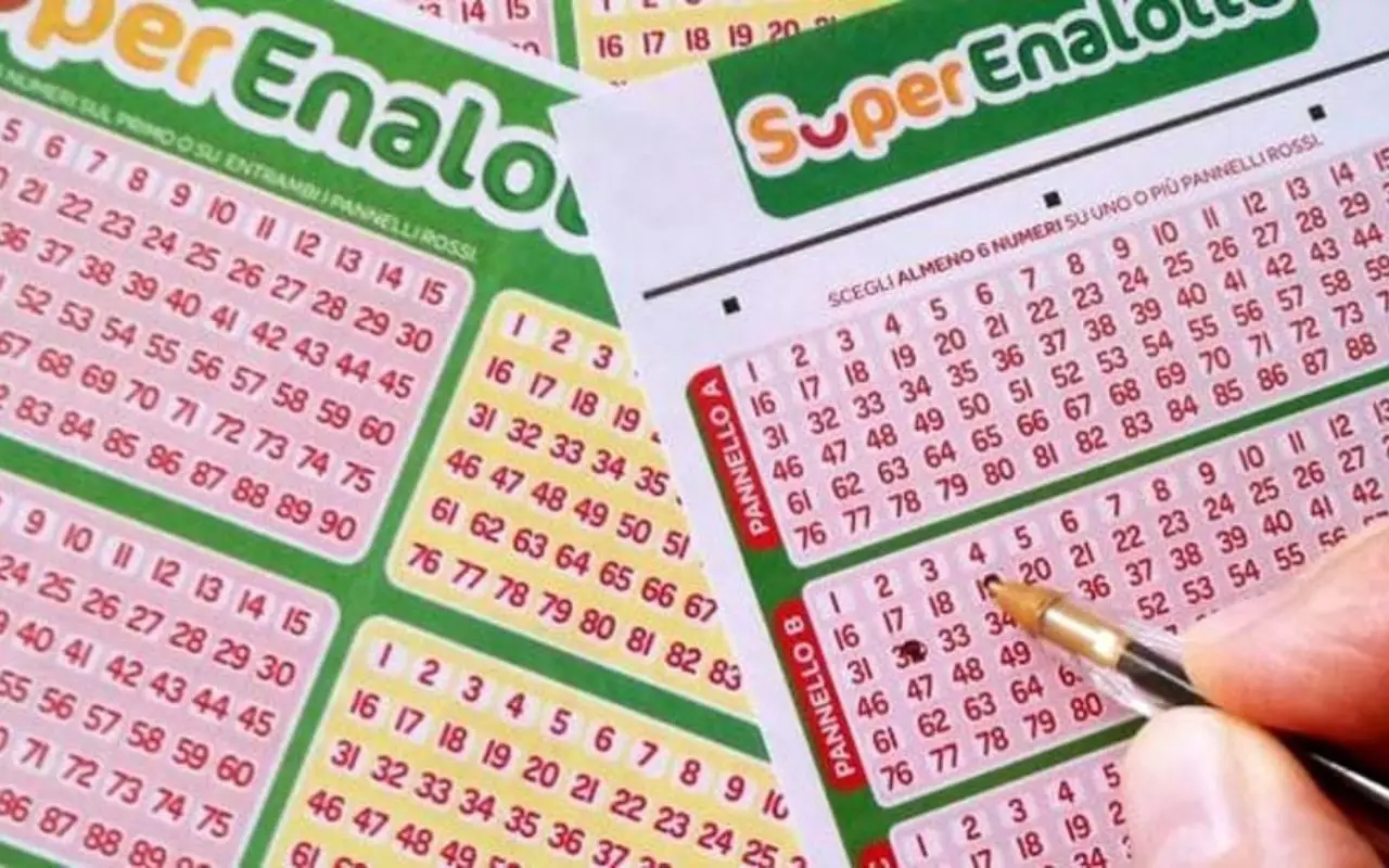 SuperEnalotto da record: vincono il jackpot in due, ecco l’importo della maxi vincita SuperEnalotto da record: vincono il jackpot in due, ecco l’importo della maxi vincita