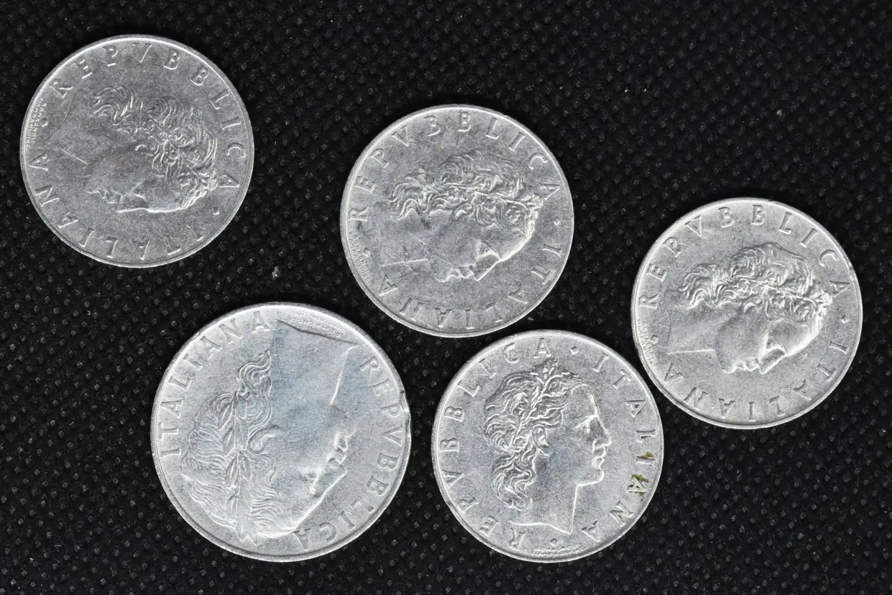 Le cinque monete italiane da 100 lire che oggi possono valere fino a 3000 euro Le cinque monete italiane da 100 lire che oggi possono valere fino a 3000 euro