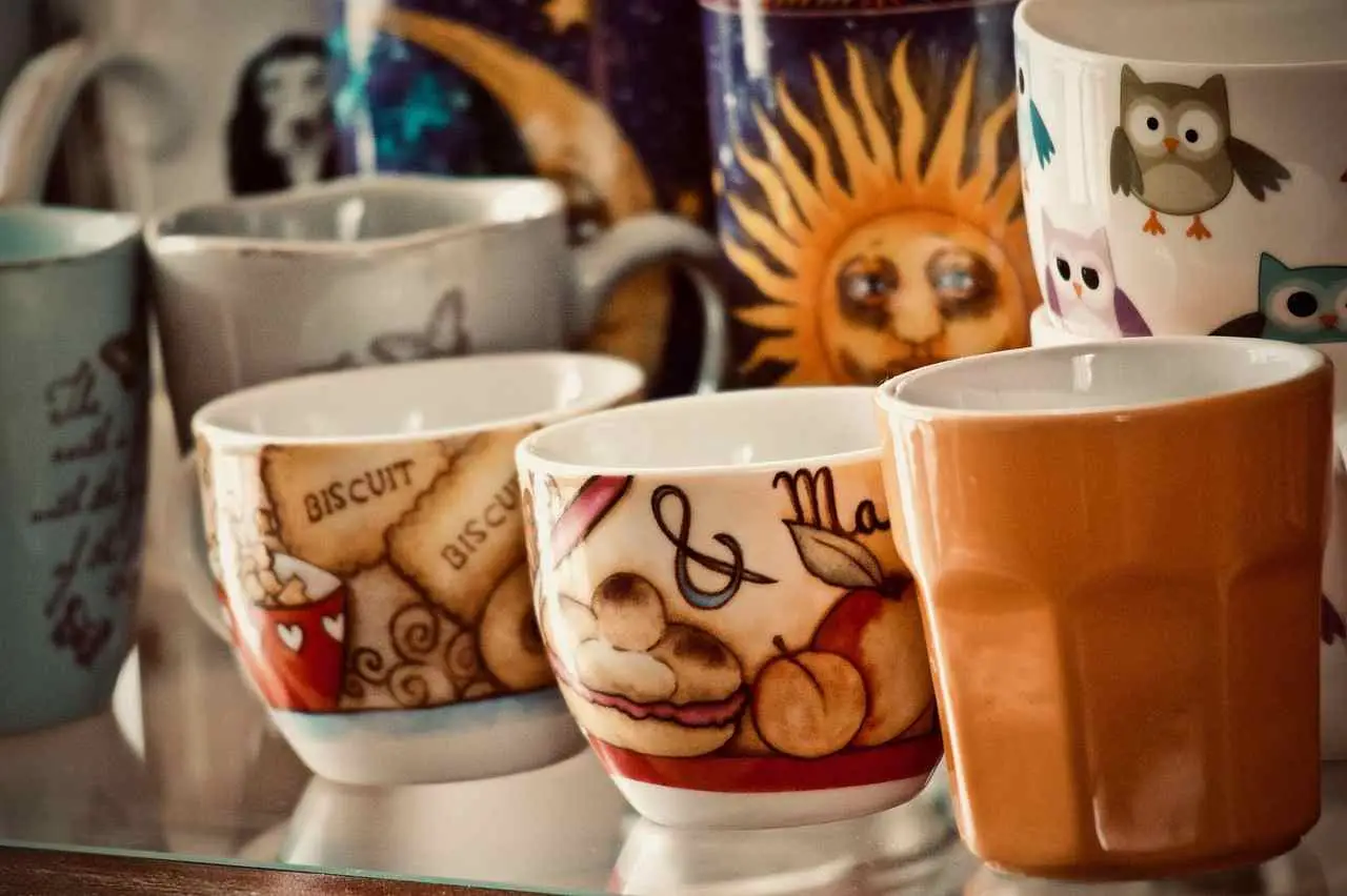 Vecchie ceramiche italiane: se hai uno di questi pezzi in casa potresti guadagnare migliaia di euro Vecchie ceramiche italiane: se hai uno di questi pezzi in casa potresti guadagnare migliaia di euro