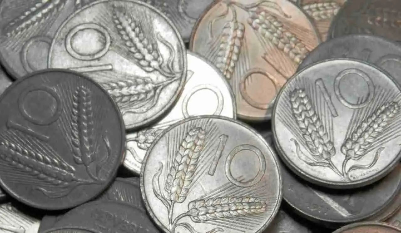 Vecchie lire dimenticate nei cassetti: come riconoscere le monete che ora valgono di più Vecchie lire dimenticate nei cassetti: come riconoscere le monete che ora valgono di più