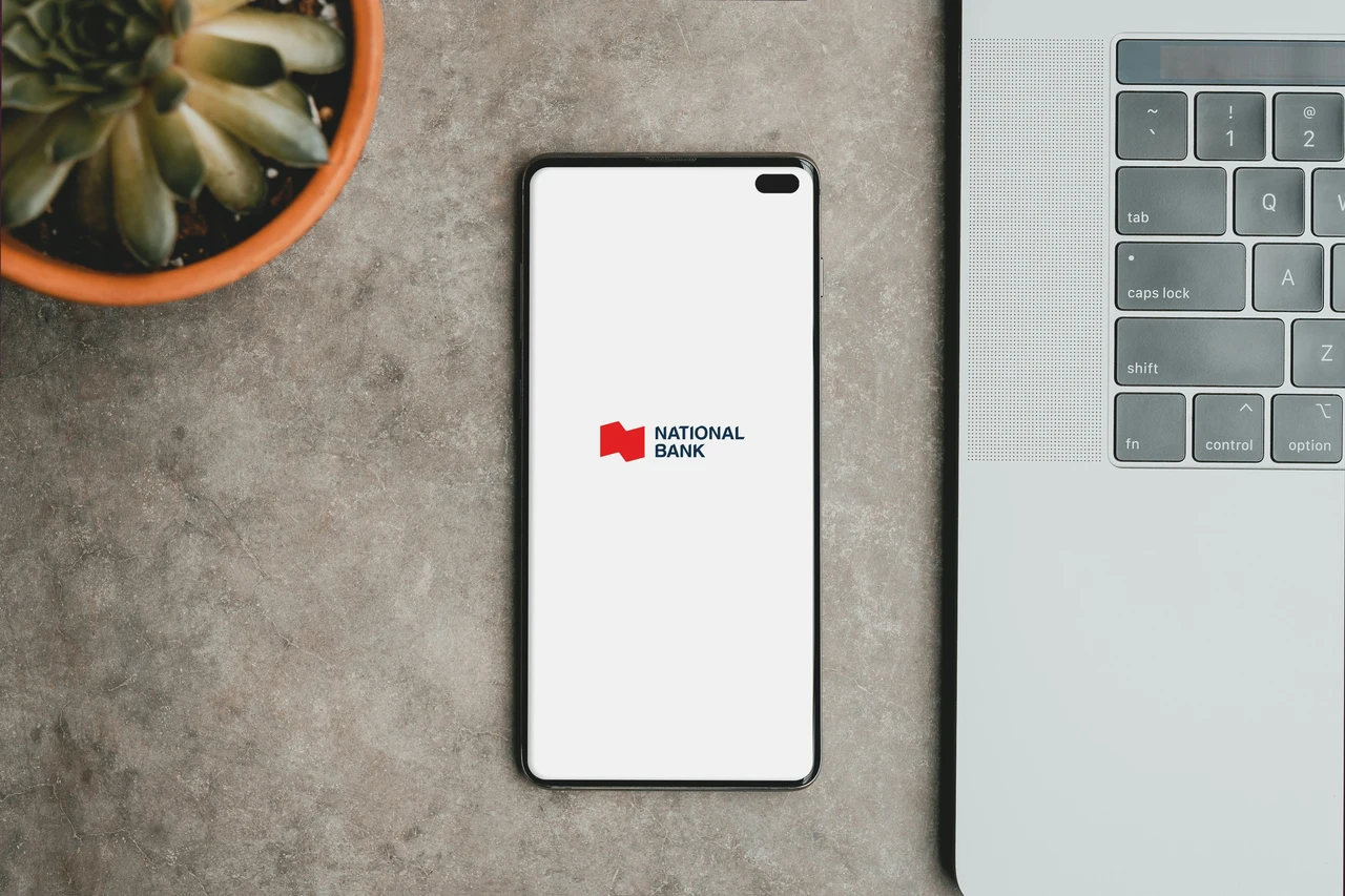 Blocco temporaneo sul conto corrente online: novità per chi usa app di home banking Blocco temporaneo sul conto corrente online: novità per chi usa app di home banking
