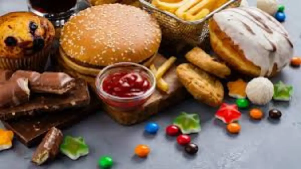 Cinque alimenti comuni che possono peggiorare il dolore alle articolazioni in estate Cinque alimenti comuni che possono peggiorare il dolore alle articolazioni in estate