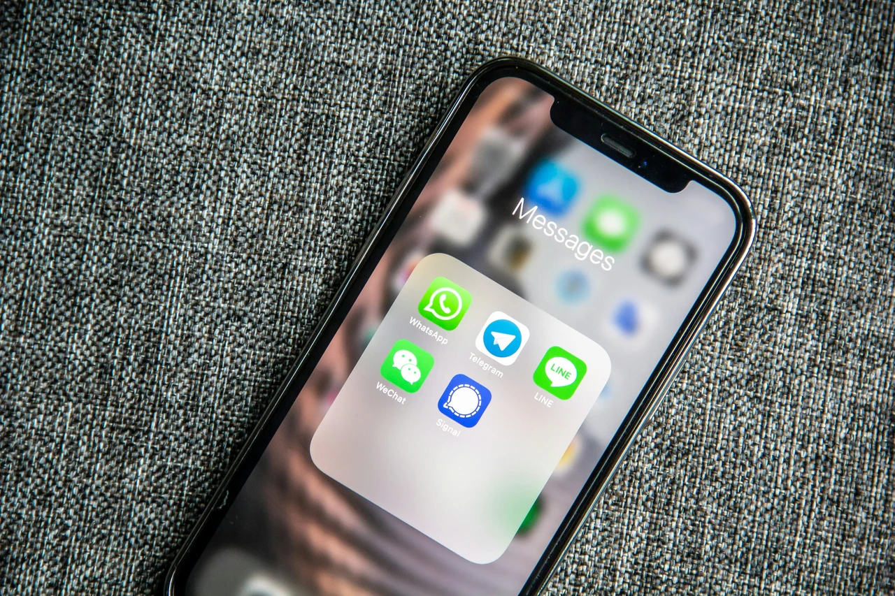 Riduci il consumo di dati sulle chat: trucchi efficaci per proteggere la tua connessione Riduci il consumo di dati sulle chat: trucchi efficaci per proteggere la tua connessione