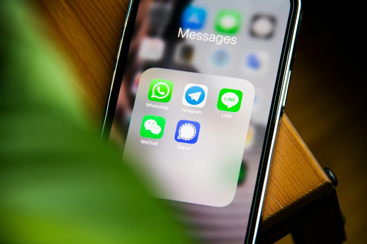 Riduci il consumo di dati sulle chat: trucchi efficaci per proteggere la tua connessione Riduci il consumo di dati sulle chat: trucchi efficaci per proteggere la tua connessione