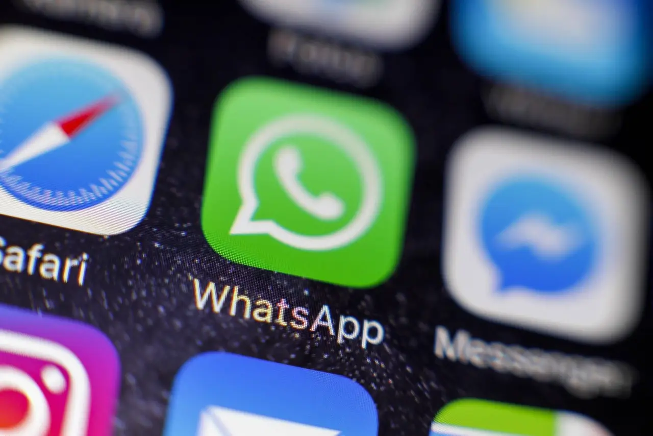 Attiva la modalità riservata su WhatsApp per proteggere le tue conversazioni Attiva la modalità riservata su WhatsApp per proteggere le tue conversazioni
