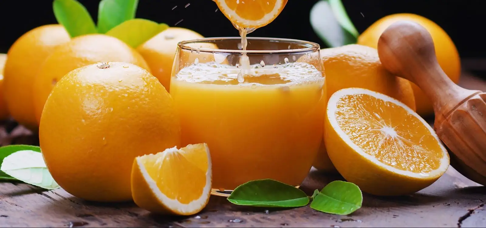 Come ridurre naturalmente la pressione alta: il ruolo dei succhi di agrumi Come ridurre naturalmente la pressione alta: il ruolo dei succhi di agrumi