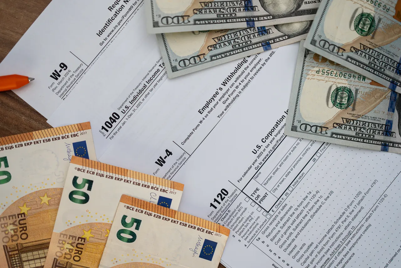 Hai lavorato in più settori? Scopri come cumulare contributi e andare in pensione prima Hai lavorato in più settori? Scopri come cumulare contributi e andare in pensione prima